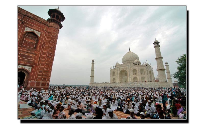 تاج محل شاہجہانی مسجد میں نماز پر پابندی، چہ معنی دارد؟